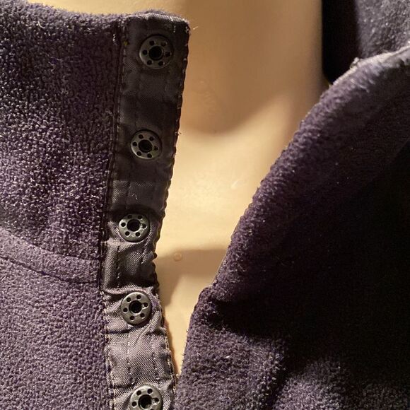 Lacoste 6/Extra Large Black Sweater Snap Closures Logo Embroidered - Picture 3 of 7